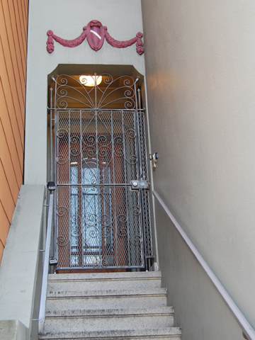 Door in San Francisco 2019